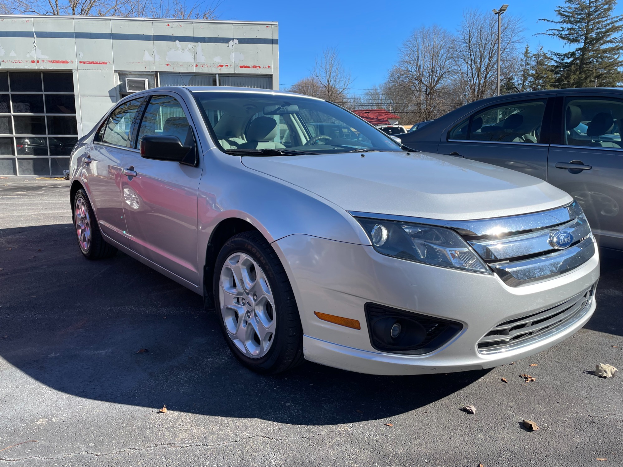 photo of 2011 Ford Fusion V6 SE